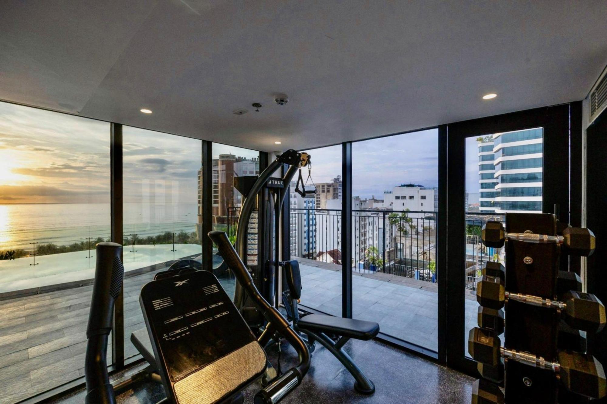 Taiyo Hotel & Apartment ダナン市 エクステリア 写真
